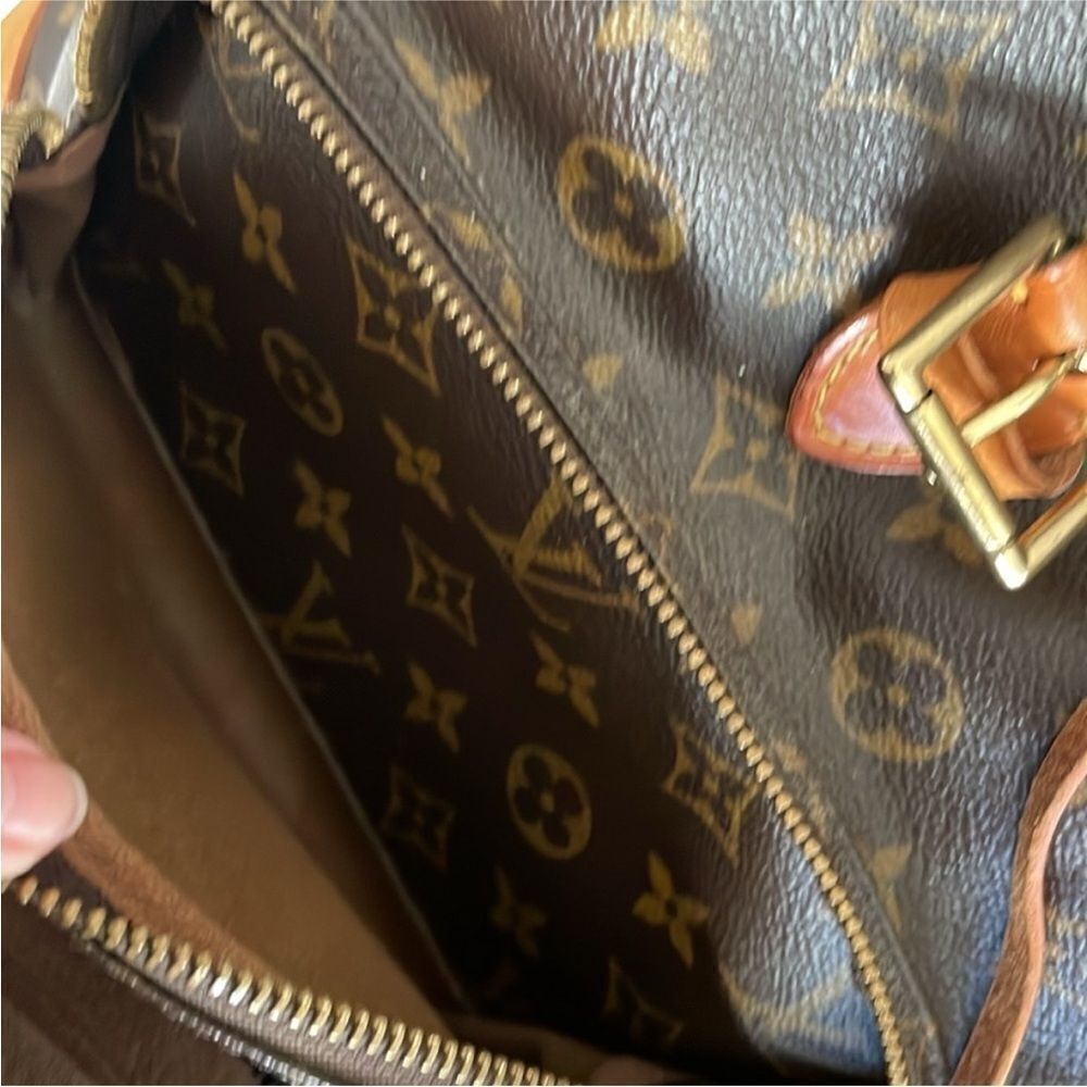 Louis Vuitton Vintage Montsouris GM Backpack - Picture 8 of 15